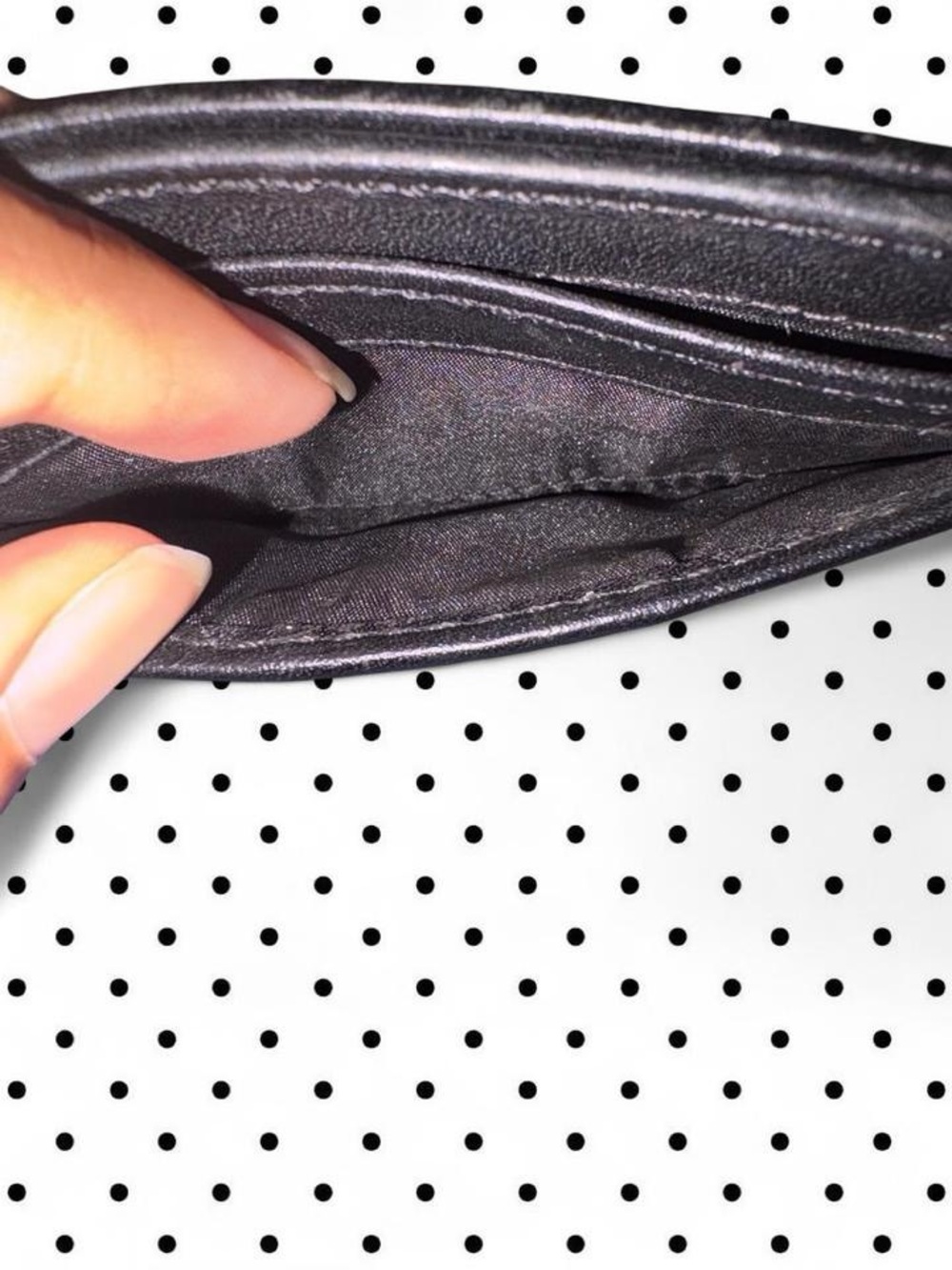 Authentic black Coach cardholder - Picture 4 of 7